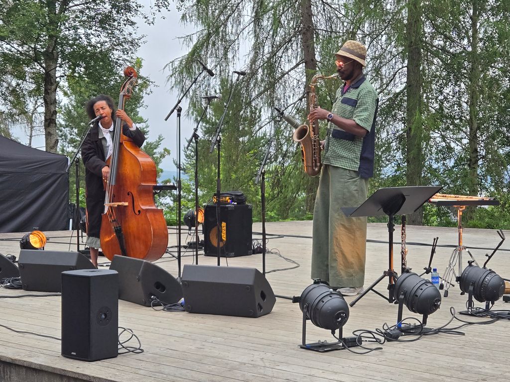 DB26_esperanza_Shabaka_Molde_by_Josef_Woodard.jpg