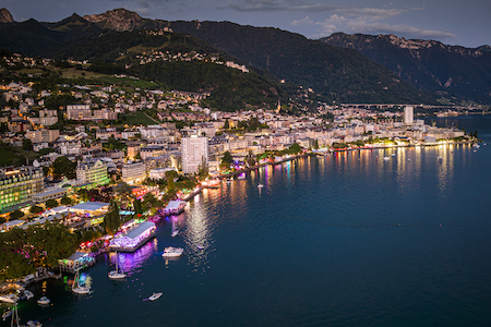 Montreux_at_night_by_Lionel_Flusin.jpg
