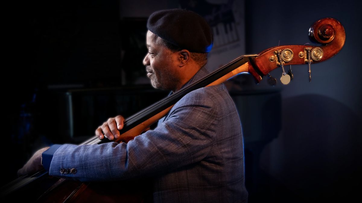 Rodney_Whitaker_by_Lynne_Brown.jpg