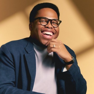MAC1213_Isaiah_J_Thompson_by_Evelyn_Freja_300dpi_RGB_PR15693_copy_2.jpg
