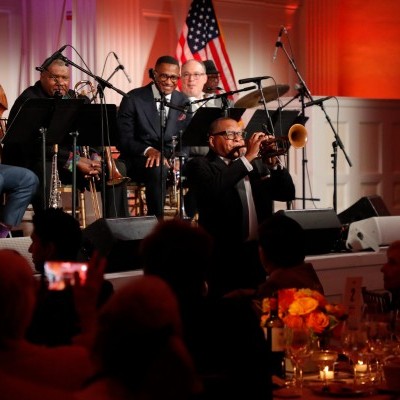 Wynton_Marsalis_Armstrong_House_Gala_Photo_by_Astrid_Stawiarz%3AGetty_Images._Courtesy_of_Louis_Armstong_House_Museum.jpg